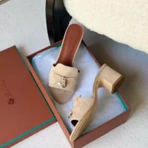 LORO PIANA SANDAL