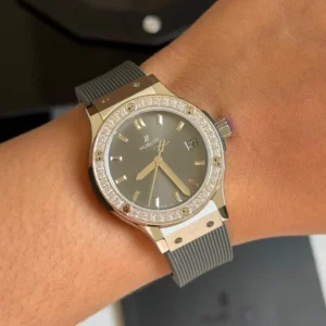 WOMEN'S WATCH