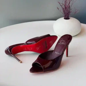 WOMEN'S SANDAL