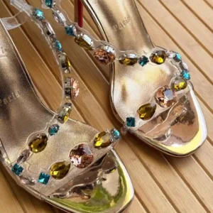 WOMEN'S SANDAL