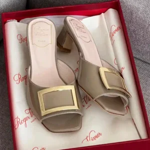WOMEN'S SANDAL