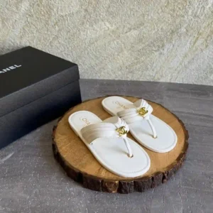 CHANEL SANDAL
