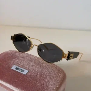 MIU MIU SUNGLASSES