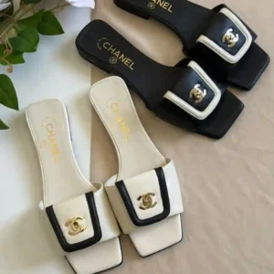 CHANEL SANDAL