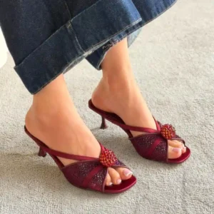 WOMEN'S SANDAL