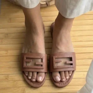 FENDI SANDAL