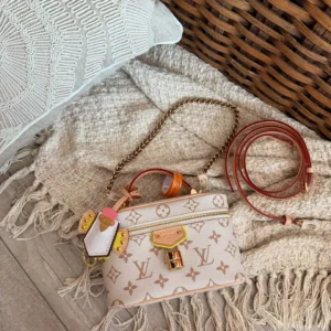 LV BAG