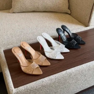 WOMEN'S SANDAL