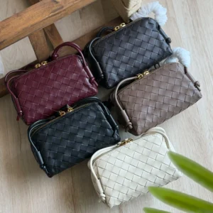 BOTTEGA VENETA BAG