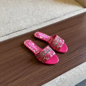 WOMEN'S SANDAL