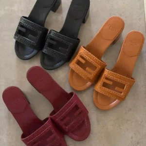 FENDI SANDAL
